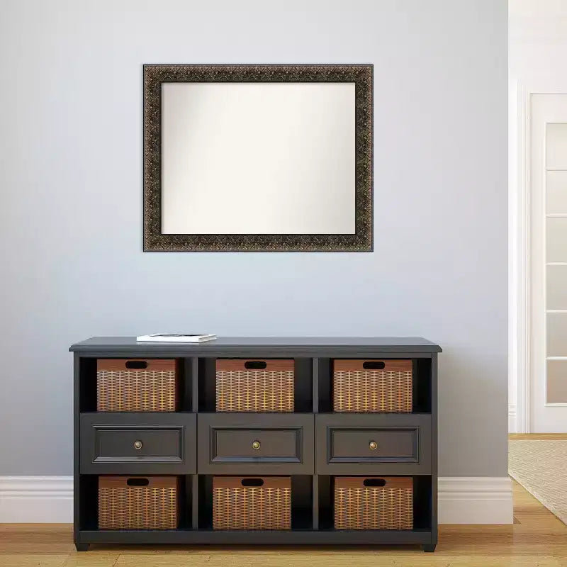 Espejo de pared de madera negra intagliado en relieve de 33" x 27" sin bisel: Rectangular moderno, incluye accesorios de montaje