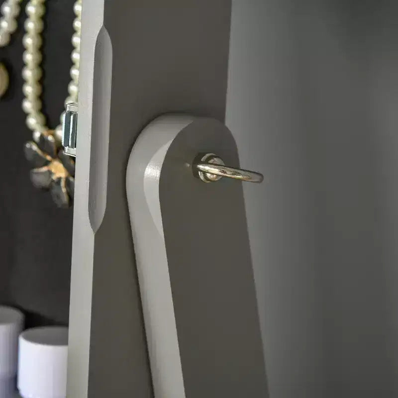 Joyero de pie, organizador de joyas con cerradura y espejo de cuerpo entero, y 3 ángulos ajustables, gris
